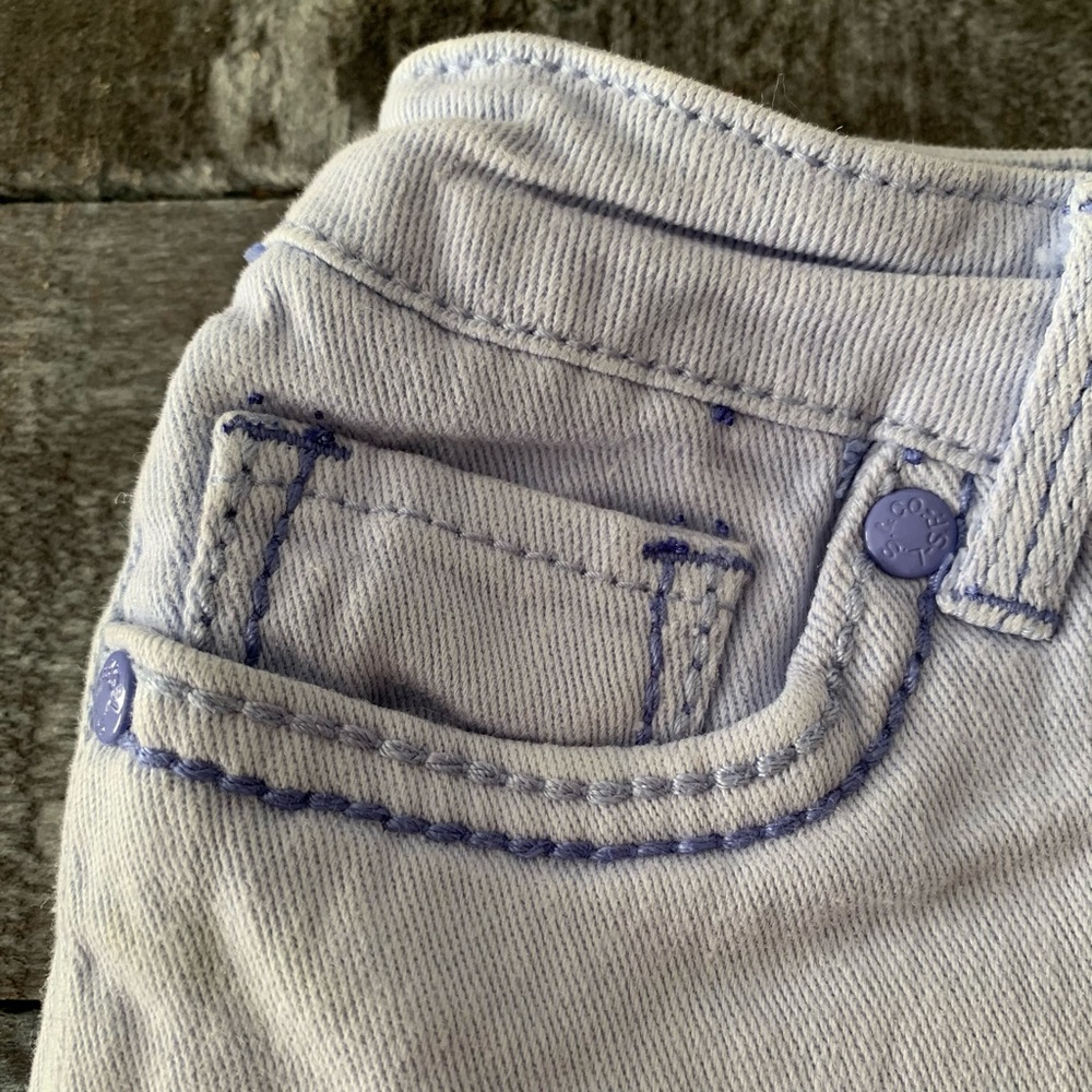 Levi’s Girls Bermuda Jean Shorts - Picture 7 of 11